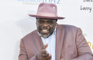 Cedric the Entertainer Cedric the Entertainer: the comedy genius who's charmed audiences for decades. Unveiling the man behind the laughter, prepare to be entertained!